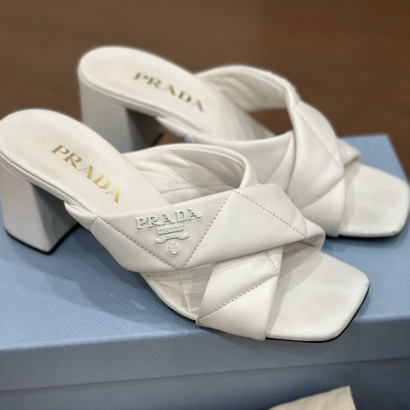 Prada leather slides - Picture 3 of 4